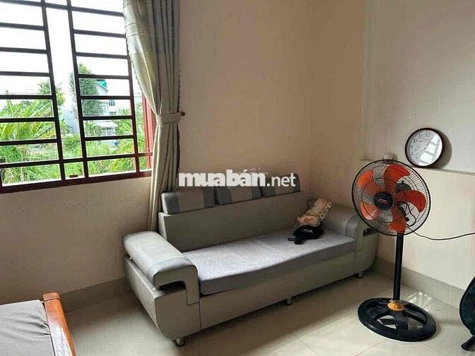 🌻CHO THUÊ NHÀ TRỆT 2 LẦU CÓ NỘI THẤT KDC 586
