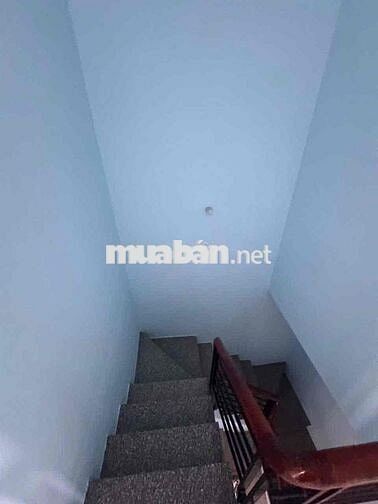 cho thuê nhà phạm văn chiêu (4,5x10) trệt , 2 lầu , 4pn , 3wc có sân