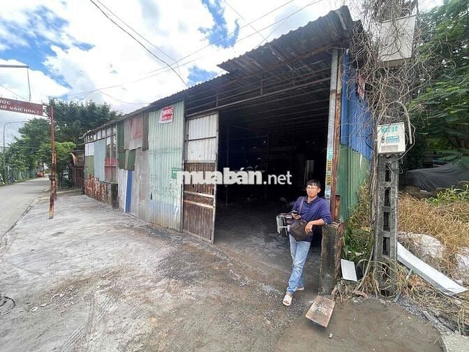 cho thuê kho xưởng mặt tiền đường