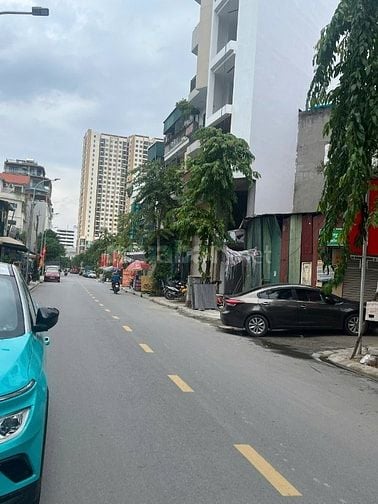 Cho thê nhà nguyên căn tiện kinh doanh và ở 