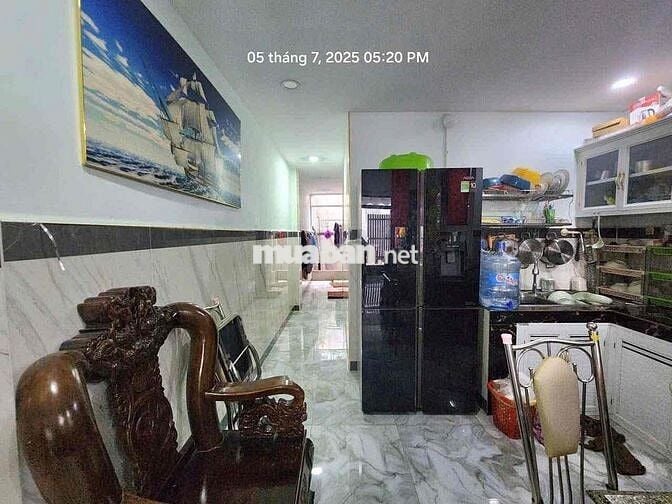 Nhà đúc lững đẹp như mới 3.8x18m Shr cách Bv Hóc Môn chỉ vài bước chân