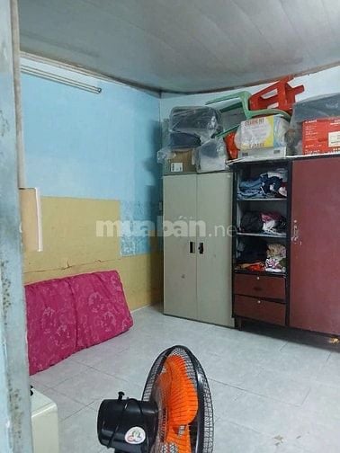 Cho thuê nhà hẻm 2.5m Nguyễn Công Trứ, P.N.T.Bình, Q.1 giá 5tr 