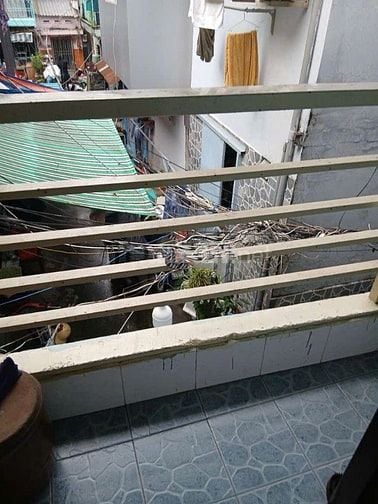Cho thuê nhà hẻm 2.5m Nguyễn Công Trứ, P.N.T.Bình, Q.1 giá 5tr 