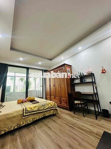 CỰC HIẾM - CĂN HỘ VIEW MẶT PHỐ - SÁT VÁCH VINCOM - 50m2 - Giá Tốt