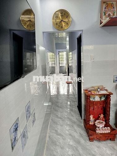 Nhà mới sữa chữa đúc giả chắc chắn,3 phòng ngủ, nội thất đẹp hẻm cùng