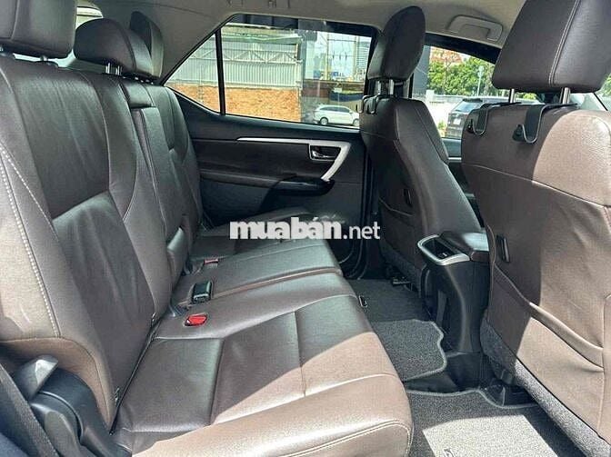 Toyota Fortuner 2020 2.4G 4x2 AT - Dầu tự động
