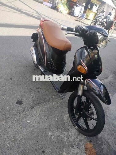 Xe tay ga còn mới , chạy êm