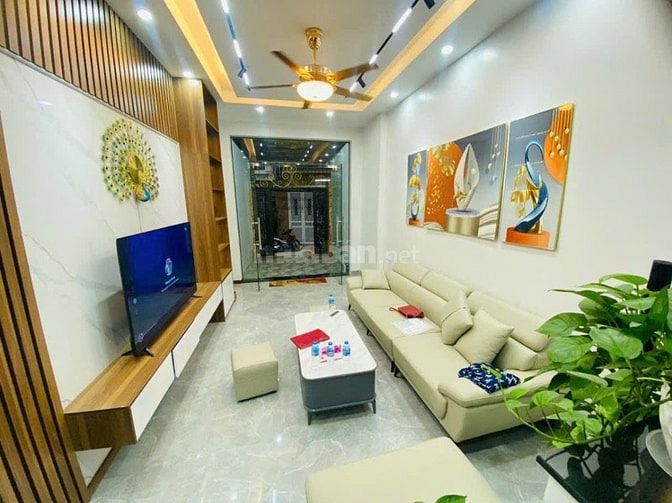 Bán nhà chính chủ đường hoàng mai