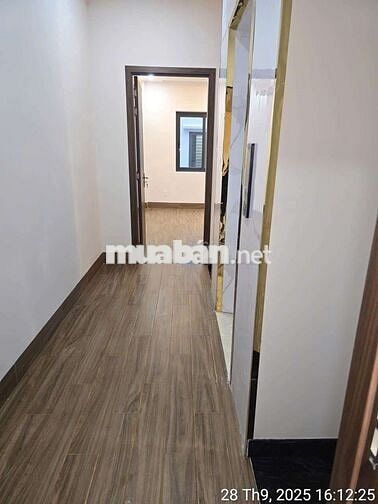 NHÀ MT MỚI 100% 4.5X20M 3 LẦU CÓ THANG MÁY