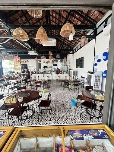 Cho thuê mặt bằng kinh doanh đường Trần Văn Trà.
