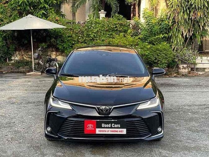 Toyota Corolla Altis 2022 1.8 V - Giá chỉ 650 tr