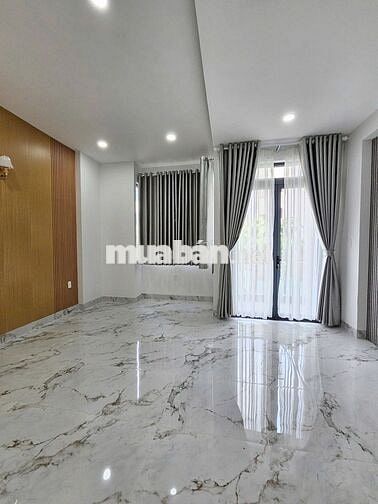 CỰC PHẨM NHÀ ĐẸP - 104B Thành Thái, P.12, Q.10 - 5x20m - 6PN