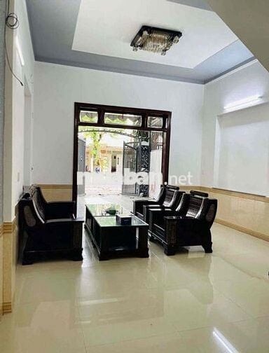 Cho thuê nhà đường Thanh Hoá Hoà xuân đường 10,5m