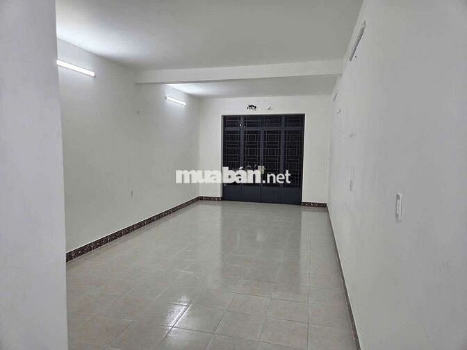 8 PHÒNG MẶT TIỀN ĐƯỜNG BÀ TRIỆU