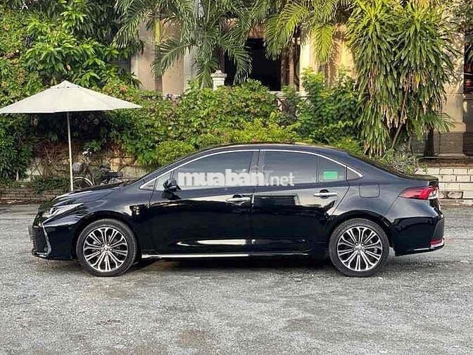 Toyota Corolla Altis 2022 1.8 V - Giá chỉ 650 tr