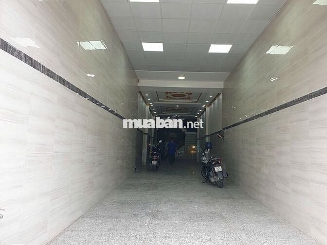Cho thuê nhà 4m x 30m mặt tiền nhựa 10mTây Bắc Lân, Bà Điểm, Hóc Môn