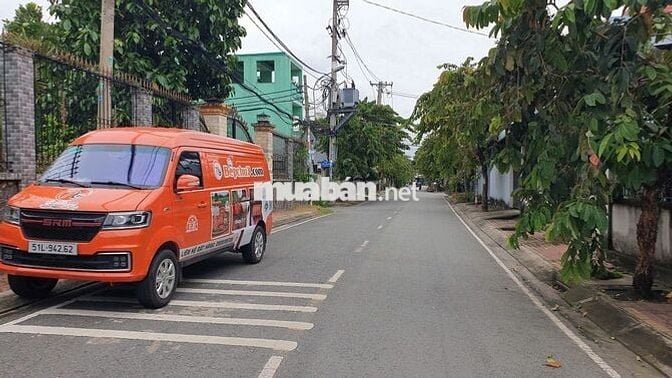 Cho thuê nhà 4m x 30m mặt tiền nhựa 10mTây Bắc Lân, Bà Điểm, Hóc Môn