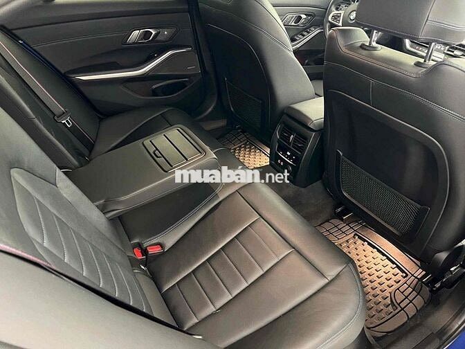 BMW 3 Series 2020 330i M Sport - 60000 km
