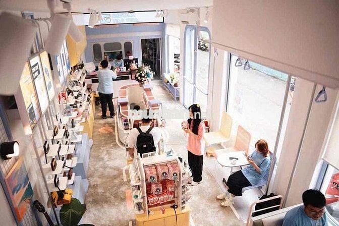 Góc 2MT Nguyễn Văn Thủ Q1 • Sát trường học • khu văn phòng