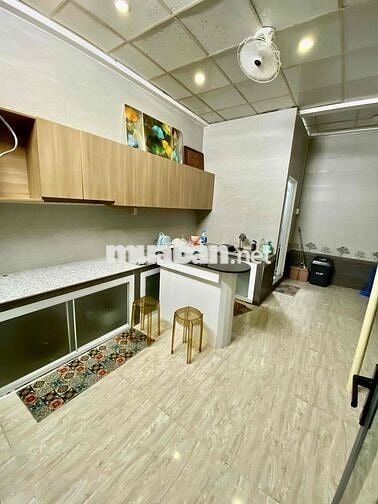 Bán nhà phường 4 hẻm 76-78 - chợ p4