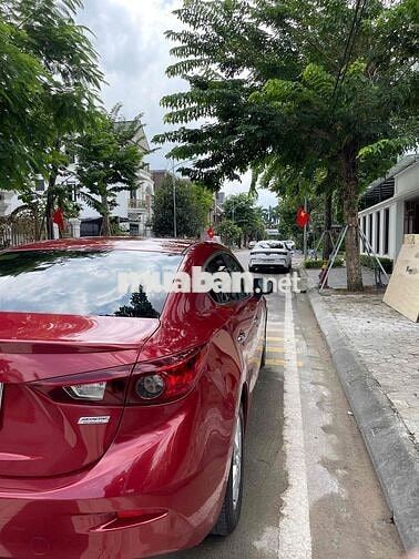 Mazda 3 2015 1.5 AT Hatchback - 900000 km