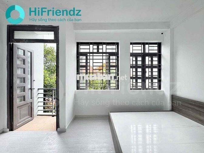 CĂN HỘ BANCONG TONE XÁM MỚI KENG NGAY EMART PHAN HUY ÍCH Ạ