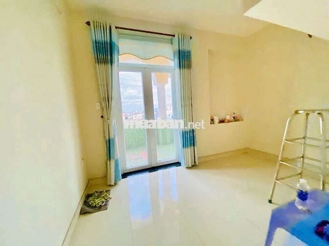Nhà Đẹp 5 Tầng — Gần Quốc lộ 1A, Lê Đình Cẩn (8m x 11m) Đông