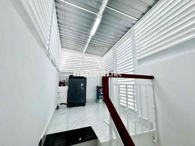 4TẦNG KHU NGUYỄN VĂN TRỖI - HUỲNH VĂN BÁNH SD72m2 FULL NỘI THẤT 3,95TỶ