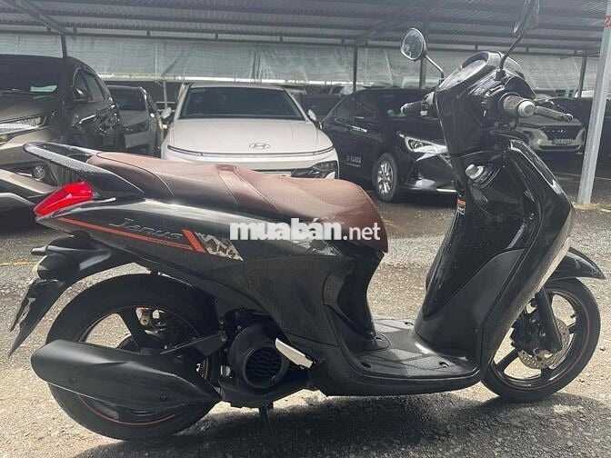 YAMAHA JANUS 2018