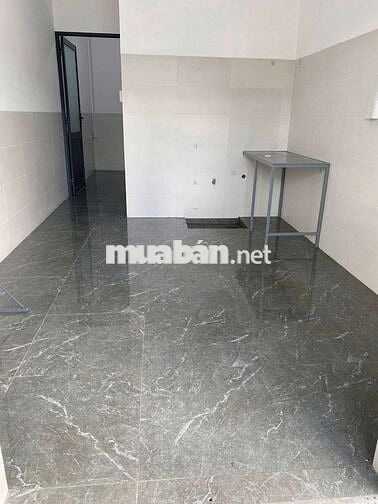 CHO THUÊ PHÒNG TRỌ NGĂN 01 PHÒNG NGỦ SẴN MÁY LẠNH LỘ OTO GIÁ 2.5TR