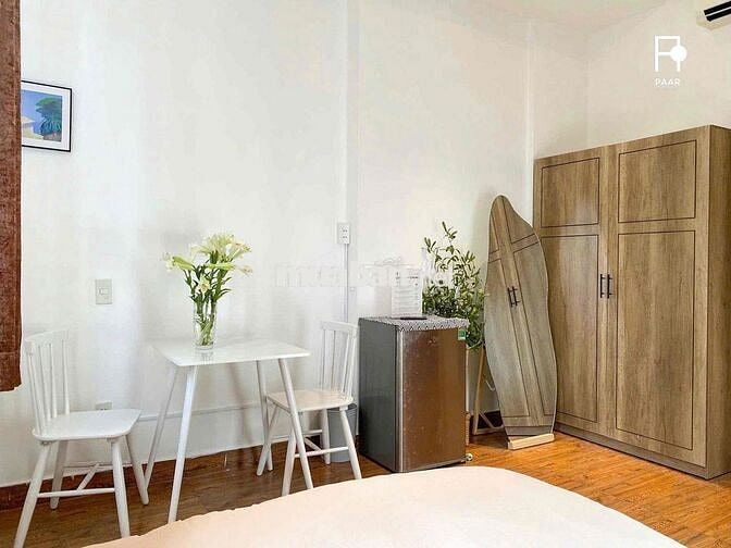 CĂN HỘ FULL NỘI THẤT CỬA SỔ LỚN THOÁNG MÁT NGAY KHU K300 ETOWN