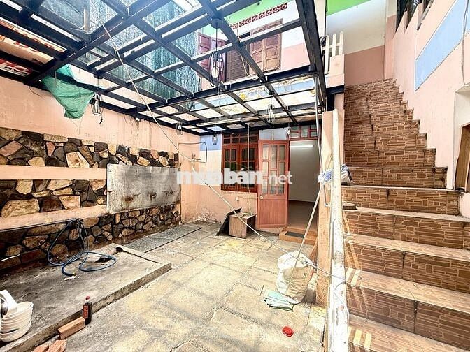 Cho thuê nhà kinh doanh 140m² trung tâm Phước Tân – 6 triệu/tháng