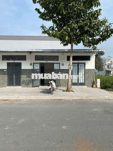 CHO THUÊ PHÒNG TRỌ NGĂN 01 PHÒNG NGỦ SẴN MÁY LẠNH LỘ OTO GIÁ 2.5TR