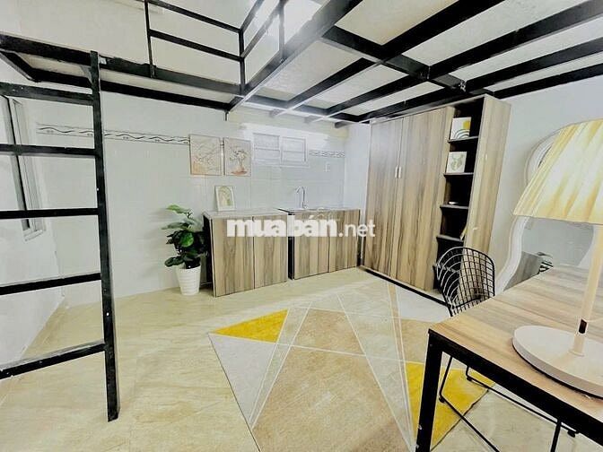 Duplex đầy đủ nội thất trên đường Huỳnh Tấn Phát