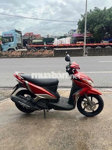 Cần bán xe Luvias máy móc zin êm , giấy tờ đầy đủ