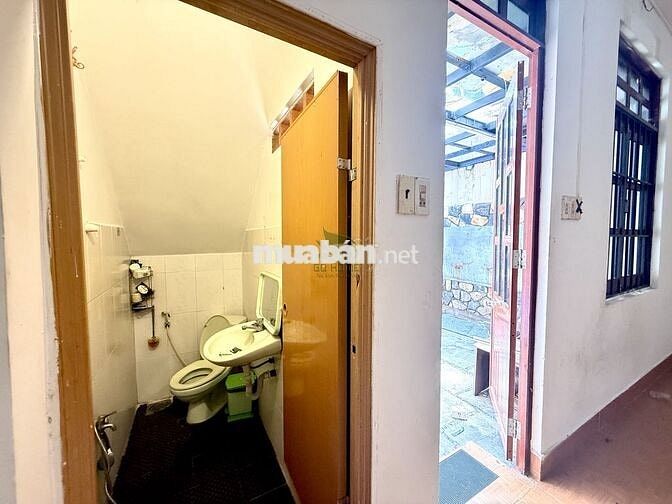 Cho thuê nhà kinh doanh 140m² trung tâm Phước Tân – 6 triệu/tháng