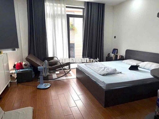 CHO THUÊ NHÀ HẺM XE HƠI,3 LẦU SUỐT,XÔ VIẾT NGHỆ TĨNH,BÌNH THẠNH