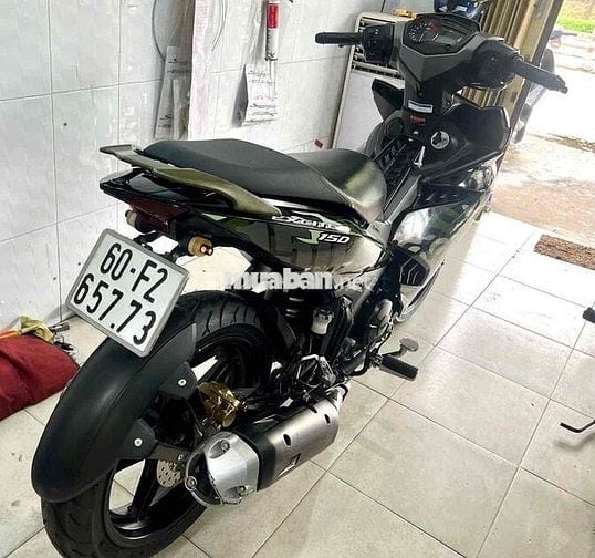 ex150 12-2017 vỏ trước còn theo xe.đả lên khoá smk
