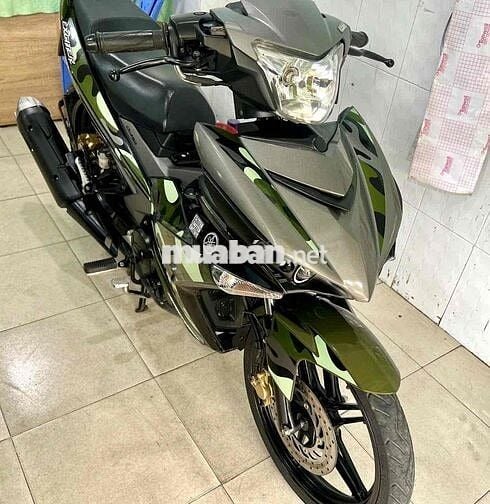 ex150 12-2017 vỏ trước còn theo xe.đả lên khoá smk
