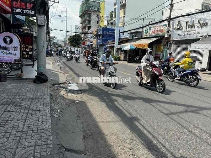 Bán Nhà Mặt Tiền : 688A Âu Cơ P. Tân Thành Q.Tân Phú 110m2 5.25 x 20.5
