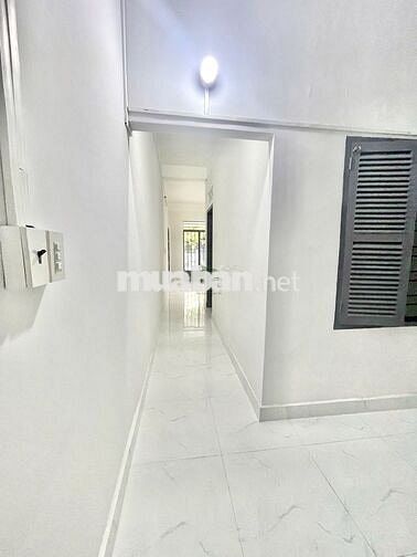 Cho thuê nhà 2 tầng kinh doanh mặt tiền Lê Hồng Phong – 15 triệu/tháng