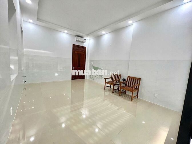 MẶT BẰNG SẴN CỬA KÍNH MÁY LẠNH KHU PHƯỚC LONG GIÁ 6 TRIỆU/THÁNG