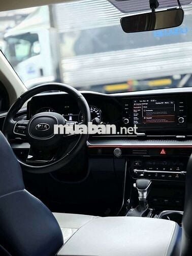 2022 2.2D Luxury up full nội thất ( ghế, sàn, cửa)
