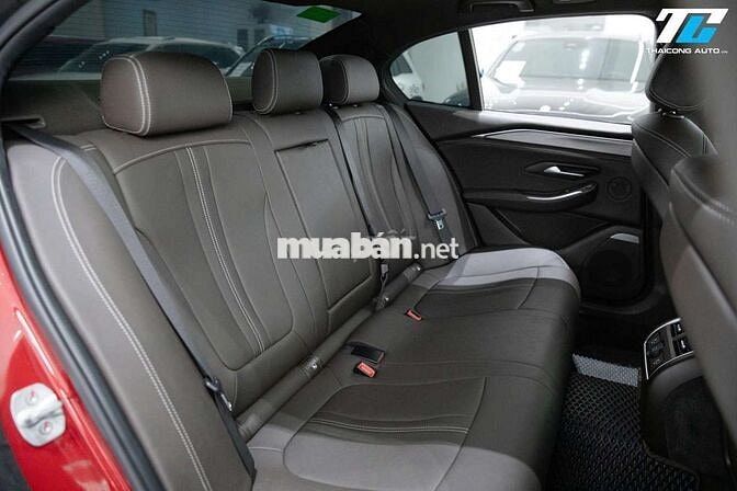 VINFAST LUX A BASE 2022 -37000km