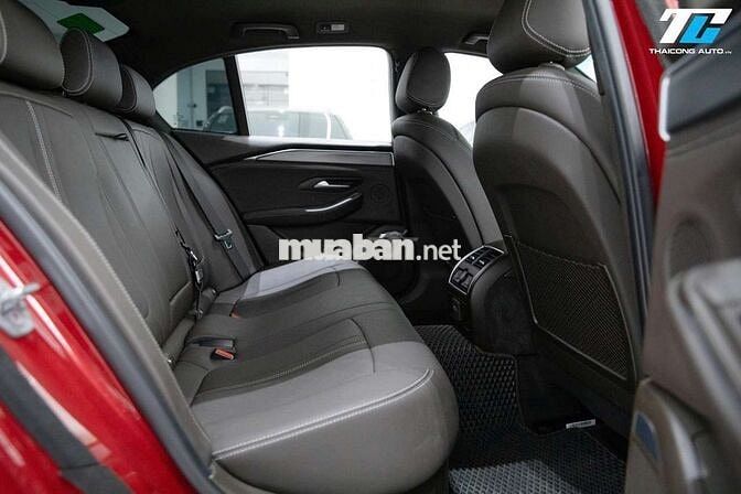 VINFAST LUX A BASE 2022 -37000km