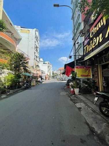 MẶT TIỀN KHU PHAN XÍCH LONG PHÚ NHUẬN 4 TẦNG-35tr