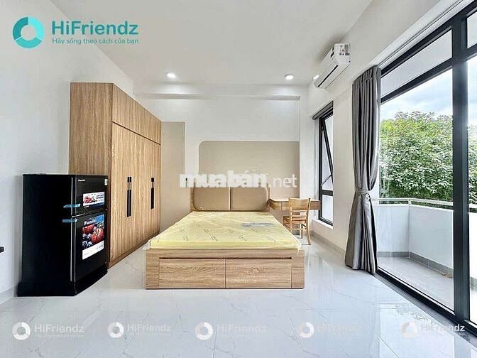 Studio Cao Cấp View Cực Xinh Sát Trường Luật