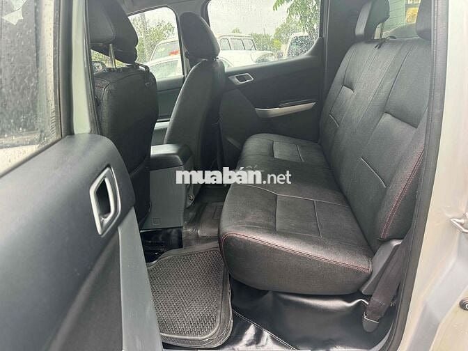Mazda BT 50 2015 2.2 MT 4WD -