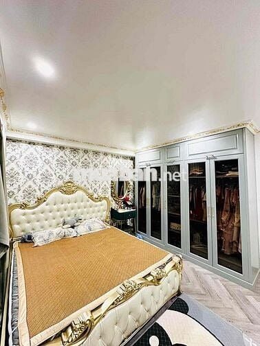Giá đầu tư 6,25 tỷ - Bán căn hộ 70 m2 chung cư phố Nguyễn Tuân tầng đẹ