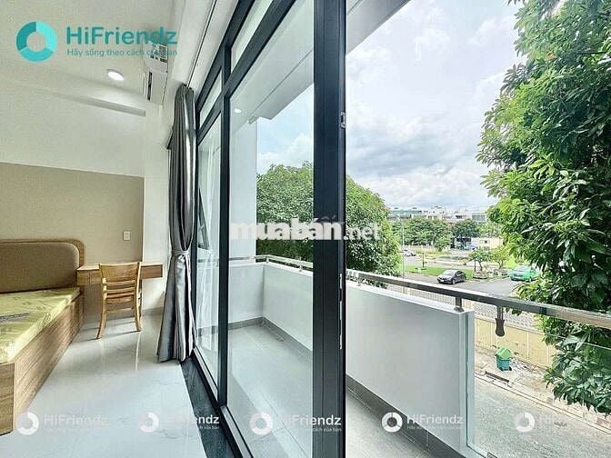 Studio Cao Cấp View Cực Xinh Sát Trường Luật